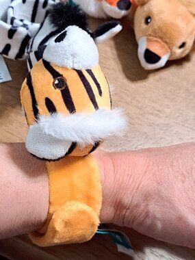 Little Loving Nature Animal Slap Bracelet Bundle, 5-piece